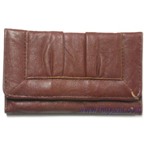 Дамско портмоне с гънки.