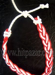 Мартеница гривна плитка 10 мм. червена основа 1419