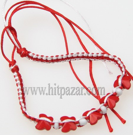Мартеница гривна бяло и червено с Пеперуда 1787