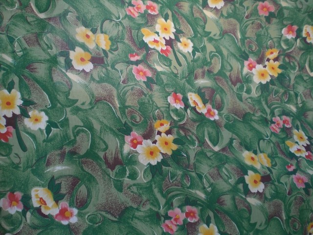 Шифон, с флорален десен 115 см.