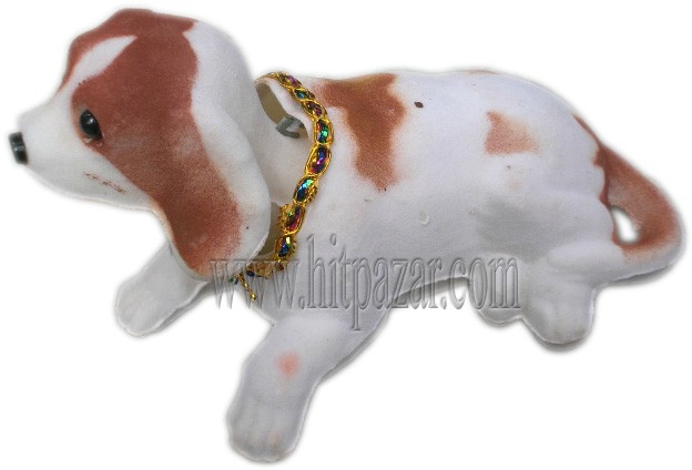 Детско кученце с клатеща глава