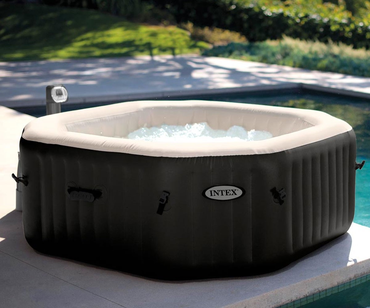 Надуваемo джакузи с водни и въздушни струи INTEX PureSpa Delux 218 х 168 х 71 см