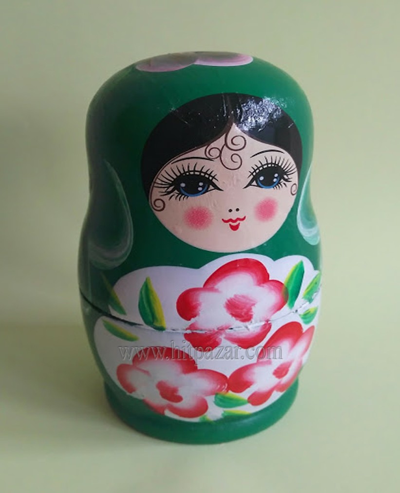 Матрьошка - 5 части , различни цветове