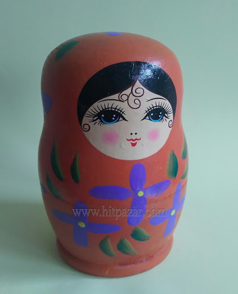 Матрьошка - 5 части , различни цветове