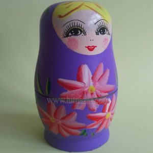 Матрьошка светла - 5 части , различни цветове