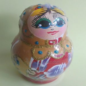 Матрьошка светла - 5 части , два цвята