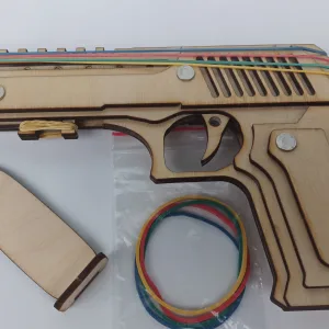 Дървен пистолет с мишена голям