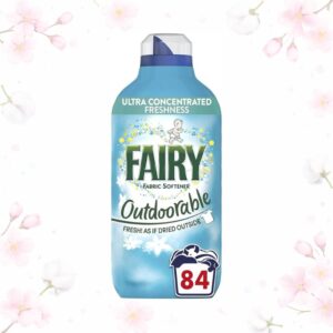 Омекотител Fairy Outdoorable sensitive skin за чувствителна кожа 84пр 1.176л